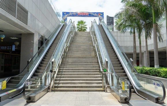 Venkovní eskalátor